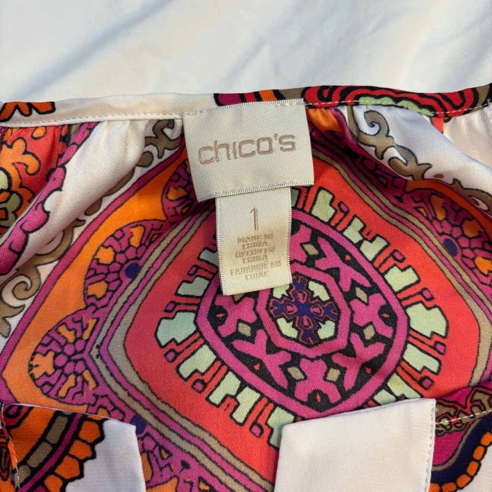 Chicos Women’s Long Sleeve Blouse Multicolor Paisley Floral Size 1 - Picture 3 of 5